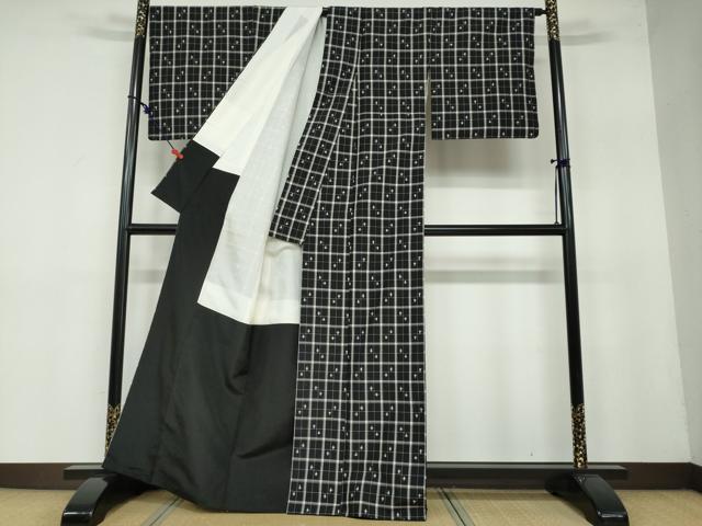 平和屋着物●上質な紬 絣格子 黒地 正絹 逸品 DAAW5964ud