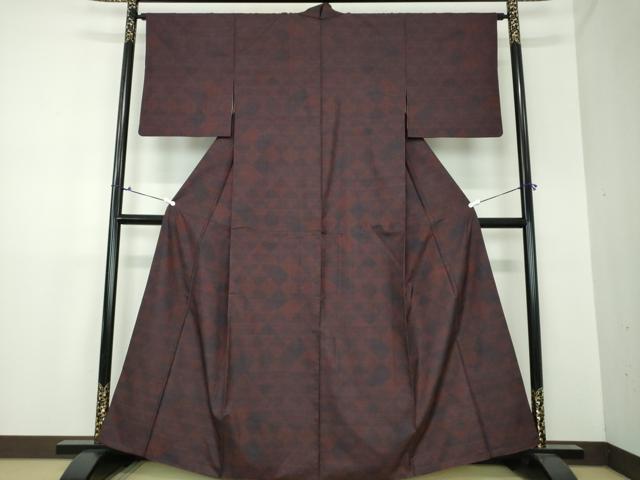 平和屋着物●本場大島紬 7マルキ 古代染色純泥染 鱗文 田中絹織物謹製 加納別誂 証明書・証紙付き 正絹 逸品 DAAX4719ps