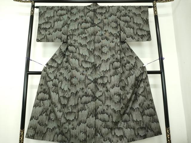 平和屋着物●本場大島紬 9マルキ 霞文 正絹 逸品 DAAX4996ps