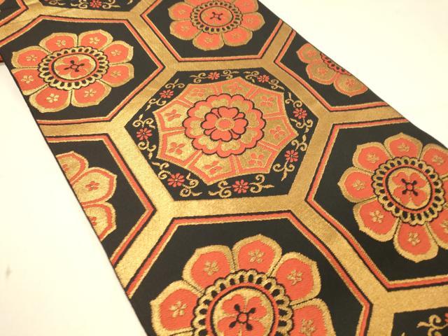 平和屋着物◎六通柄 本袋帯 亀甲花文 黒地 正絹 逸品 DAAX6501jm