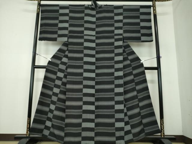 平和屋着物●上質な小紋 横段文 黒地 正絹 逸品 DAAY1402ps