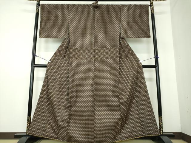 平和屋着物●本場大島紬 幾何学文様 さが美扱い 正絹 逸品 DAAY1485ps