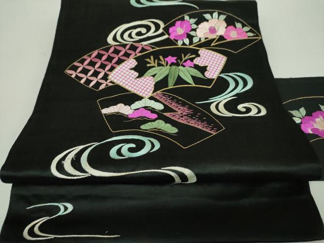 平和屋着物●アンティーク 大正ロマン 九寸名古屋帯 駒刺繍 総刺繍 地紙流水花文 黒地 金糸 正絹 逸品 DAAY1928ps