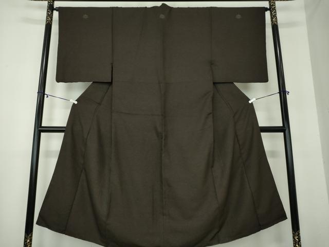 平和屋着物●男性 色紋付 焦げ茶色 正絹 逸品 DAAY1998ps