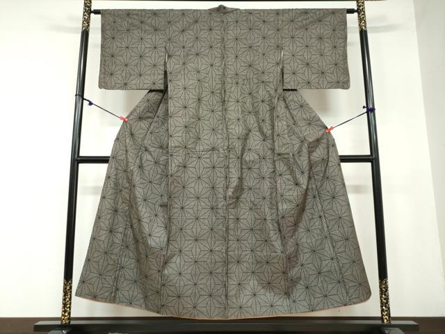 平和屋着物●本場大島紬 7マルキ 麻の葉文様 正絹 逸品 DAAY5367ud