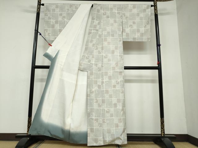 平和屋着物●本場大島紬 白大島 120亀甲 格子枝葉文 正絹 逸品 DAAY5593ud