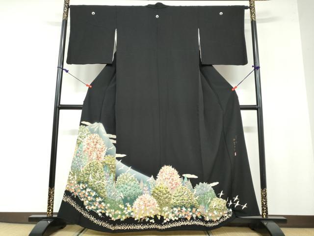 平和屋着物●豪華黒留袖 作家物 草木加賀五彩 遠山群鶴樹林文 正絹 逸品 DAAY5810ud