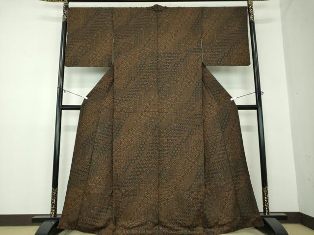 平和屋着物●訪問着 名物裂花文 笹蔓緞子 黒地 正絹 逸品 DAAZ0581ps