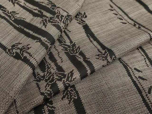 平和屋着物○本場大島紬 9マルキ 笹竹文 正絹 逸品 DAAZ7150ud