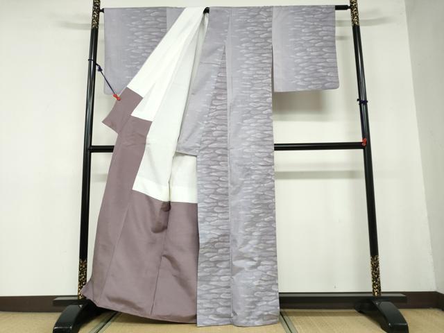平和屋着物●都喜ヱ門 本場大島紬 藤白泥 雲の詩人 証紙付き 藤絹織物謹製 正絹 逸品 DAAZ7873ud