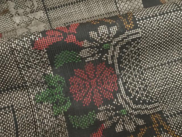 平和屋着物●本場大島紬 7マルキ 草花籬文 正絹 逸品 DAAZ7914ud