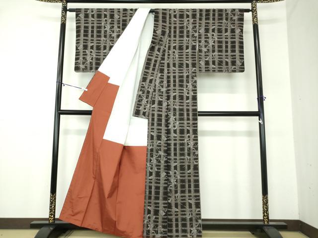 平和屋着物●本場大島紬 7マルキ 草花文 正絹 逸品 DABA1904ps