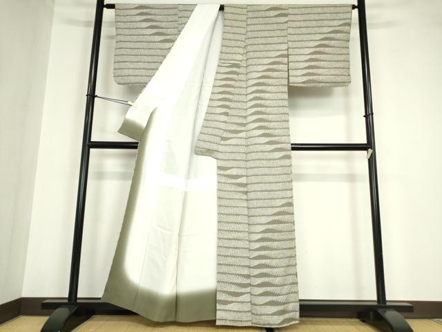 平和屋着物●創業140年 小糸染芸の四代目 小糸敏夫 小紋 樹林文 正絹 逸品 DABA4601az