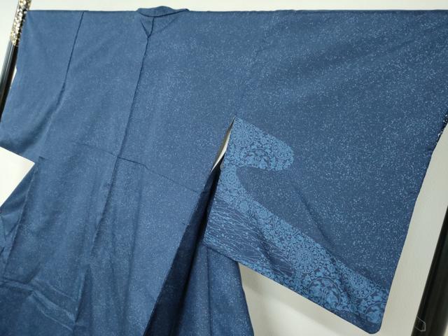 平和屋着物●本場染大島紬 訪問着 刺繍 流水花鳥丸文 正絹 逸品 DABB0413ud