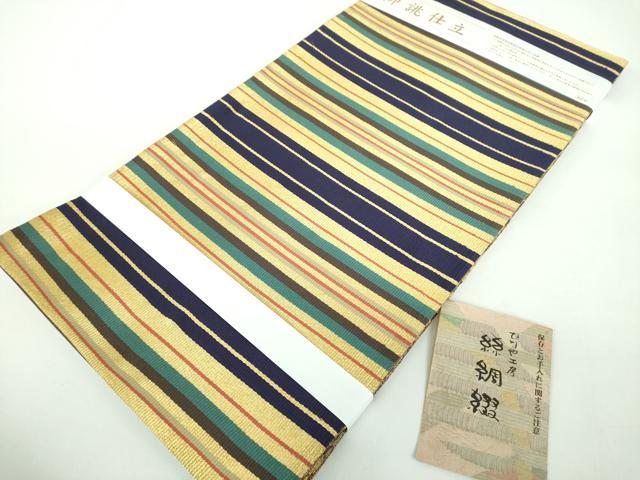平和屋着物●ひなや工房 くむ・あむ・おる 伊豆蔵明彦 全通柄袋帯 絲綢綴 横段花文 金糸 証紙付き 正絹 逸品 未使用 DABB4921ps