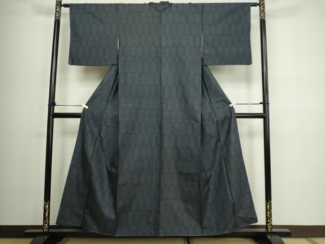 平和屋着物■本場大島紬 7マルキ 亀甲文 正絹 逸品 DABC0288sf