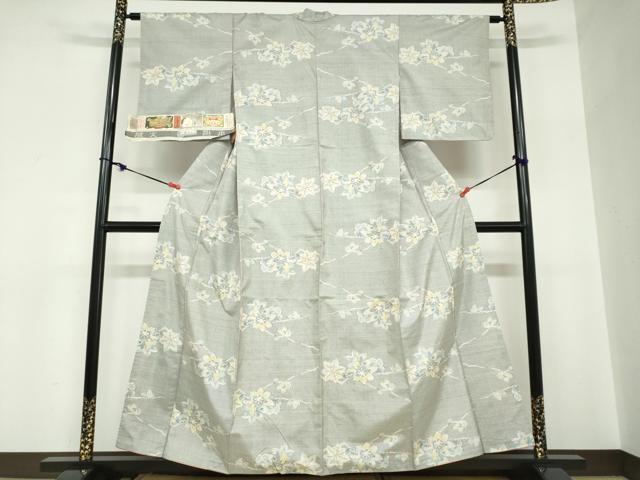 平和屋着物●本場大島紬 白大島 7マルキ 枝花文 証紙付き 藤絹織物謹製 正絹 逸品 DABC2595ud