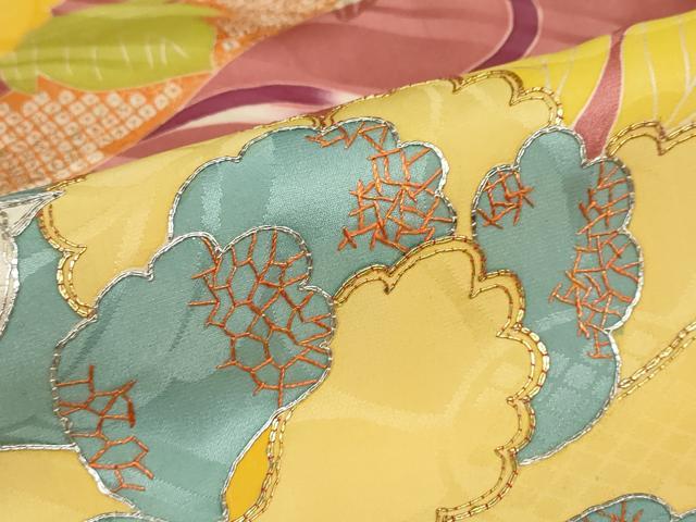 平和屋本店●アンティーク 大正ロマン 小振袖 二尺袖 駒刺繍 草花文 金彩 正絹 逸品 DABC2675ud
