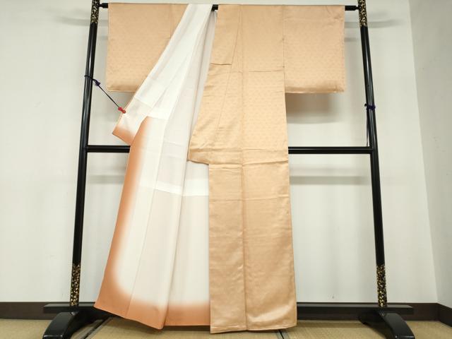 平和屋着物●上質な色無地 舞花地紋 小麦色 正絹 逸品 未使用 DABC2689ud