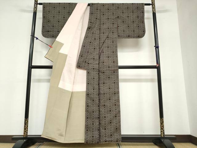 平和屋着物●本場大島紬 龍郷絣 花菱文 正絹 逸品 未使用 DABC2761ud