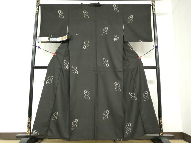 平和屋着物●本場大島紬 古代染色純泥染 9マルキ 地空き 舞花文 さが美扱い 証紙付き 美紀大島謹製 正絹 逸品 DABC2937ud