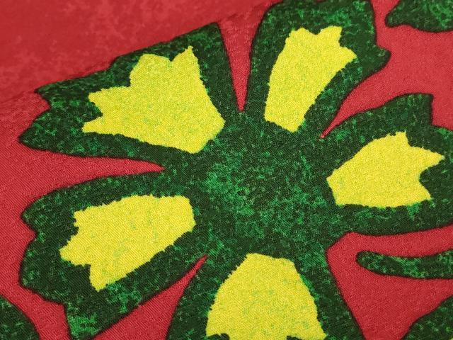 平和屋着物●ファッションデザイナー MICHIKO LONDON コシノミチコ 振袖 ろうけつ染め 花唐草文 正絹 逸品 DABC3590az