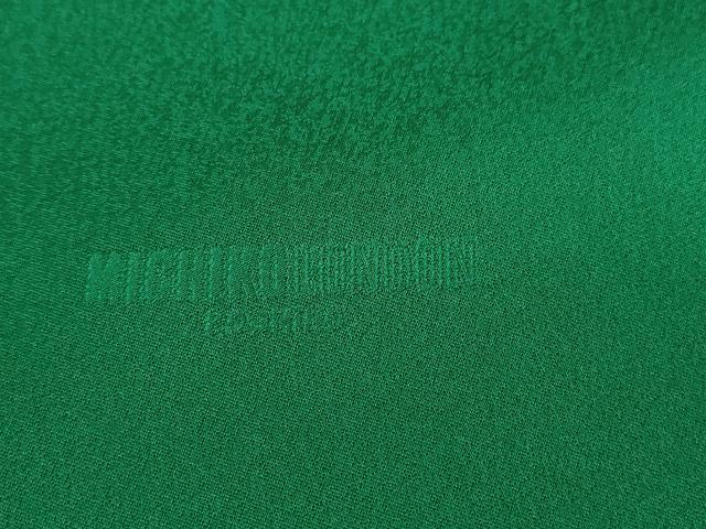 平和屋着物●ファッションデザイナー MICHIKO LONDON コシノミチコ 振袖 ろうけつ染め 花唐草文 正絹 逸品 DABC3590az