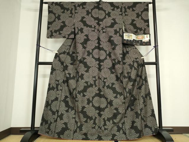 平和屋着物●本場大島紬 9マルキ 純泥染 菊尽くし 黒地 福原紬工房謹製 証紙付き 正絹 逸品 未使用 DABC3594az