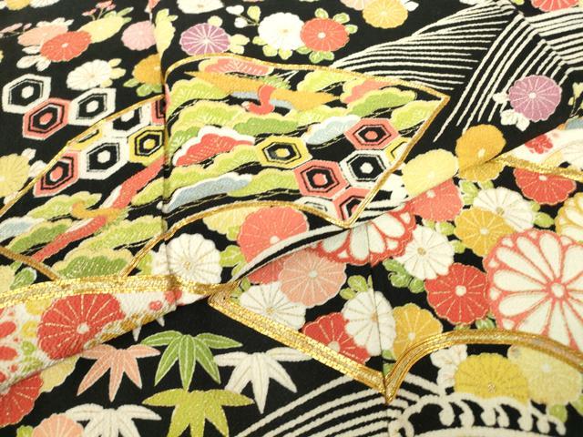 平和屋着物●訪問着 駒刺繍 地紙飛鶴花文 鬼しぼ縮緬 黒地 金彩 正絹 逸品 DABC3632az