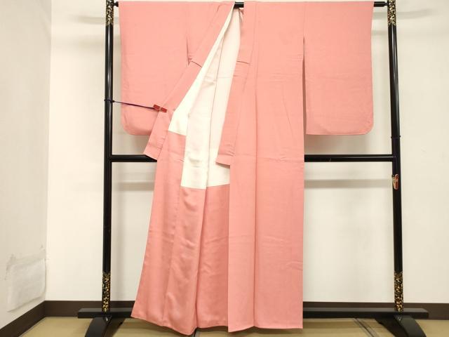 平和屋着物■ 本草木染作家 瑞寶 色無地 舞花地紋 薄紅色 正絹 逸品 DABC4702cd