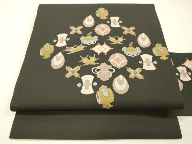 平和屋着物●塩瀬 九寸名古屋帯 宝尽くし文 黒地 金彩 正絹 逸品 DABC8143cm