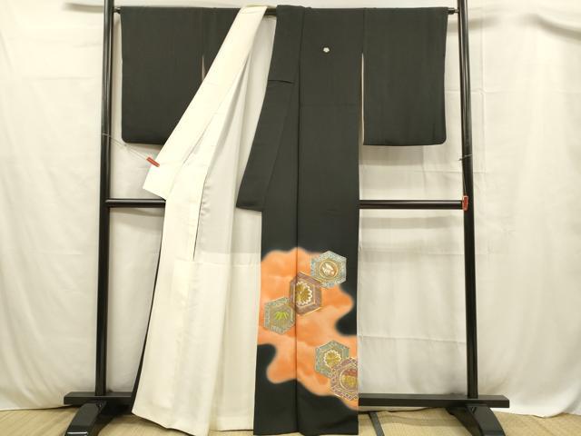 平和屋着物■豪華黒留袖 駒刺繍 吉祥花蝶文 暈し染め 金銀彩 正絹 逸品 DABC8265cm