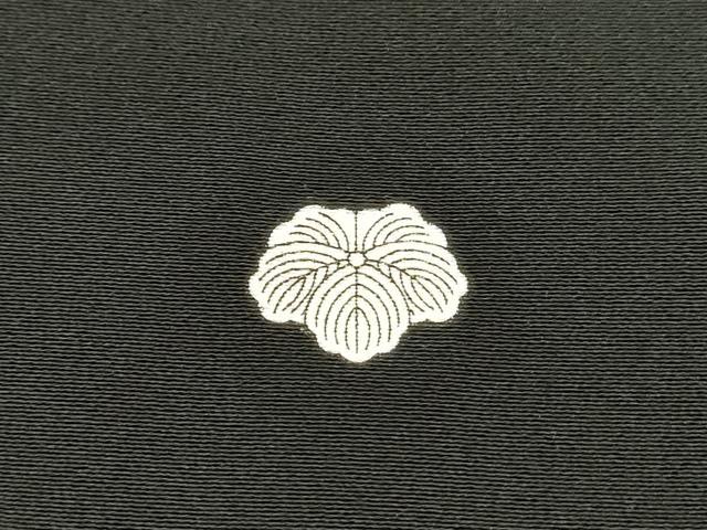 平和屋着物■豪華黒留袖 駒刺繍 吉祥花蝶文 暈し染め 金銀彩 正絹 逸品 DABC8265cm