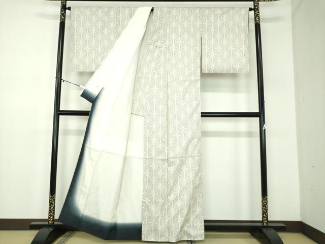 平和屋着物●本場大島紬 白大島 7マルキ 麻の葉文様 正絹 逸品 DABD1414ps
