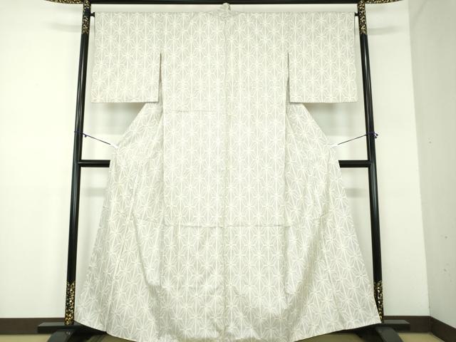 平和屋着物●本場大島紬 白大島 7マルキ 麻の葉文様 正絹 逸品 DABD1414ps
