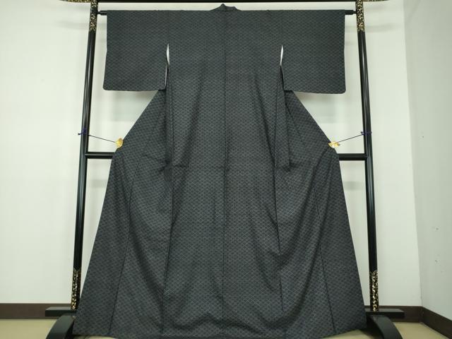 平和屋着物●本場結城紬 重要無形文化財 100亀甲 花菱文 反端付き 正絹 逸品 DABD1661ps