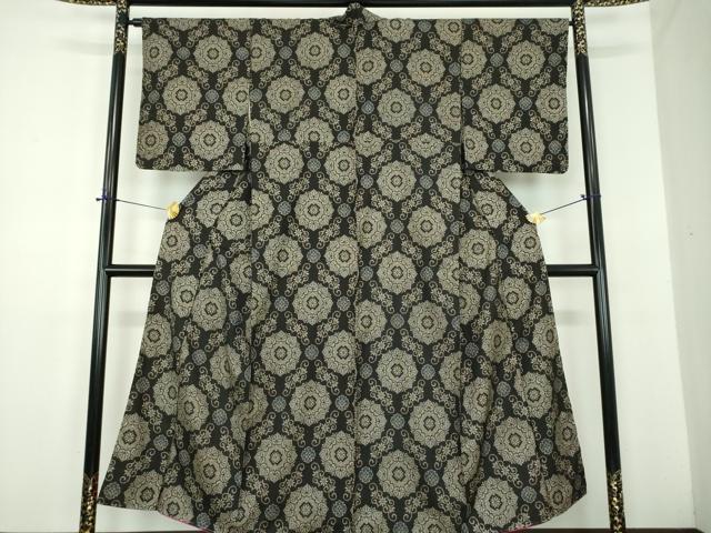 平和屋着物●本場大島紬 割り込み絣 花丸文 正絹 逸品 DABD1666ps