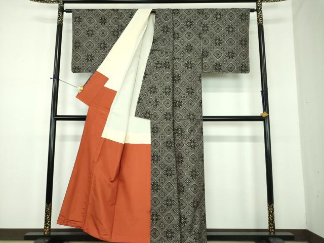平和屋着物●本場大島紬 龍郷絣 花菱文 祝義光作 証紙付き 正絹 逸品 未使用 DABD1676ps
