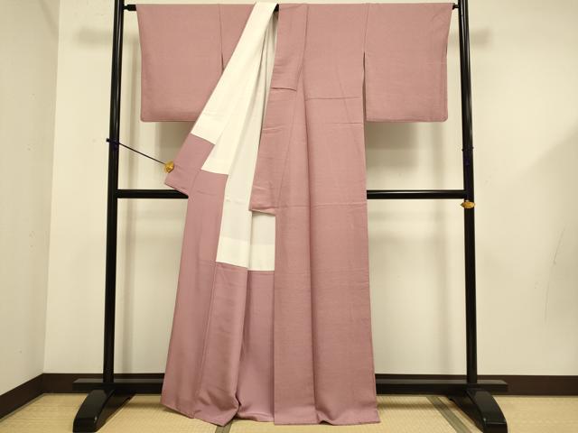 平和屋着物■上質な色無地 霞地紋 退紅色 正絹 逸品 DABD6043du