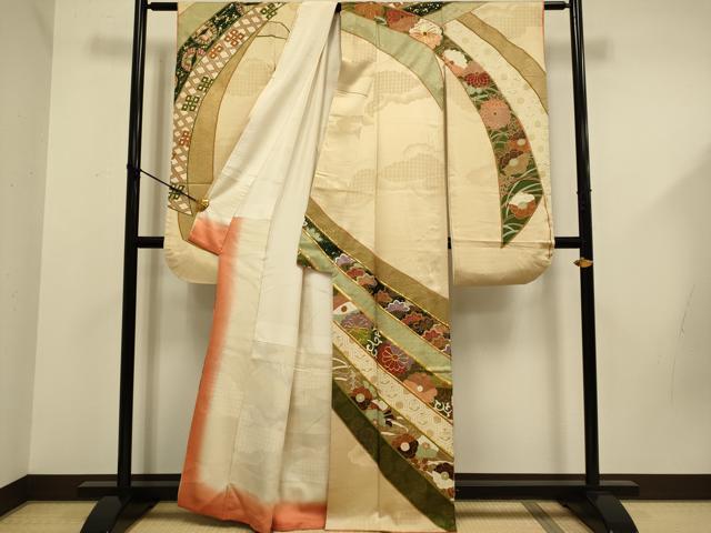 平和屋着物■豪華振袖 駒刺繍 吉祥花文 金彩 正絹 逸品 DABD6222du