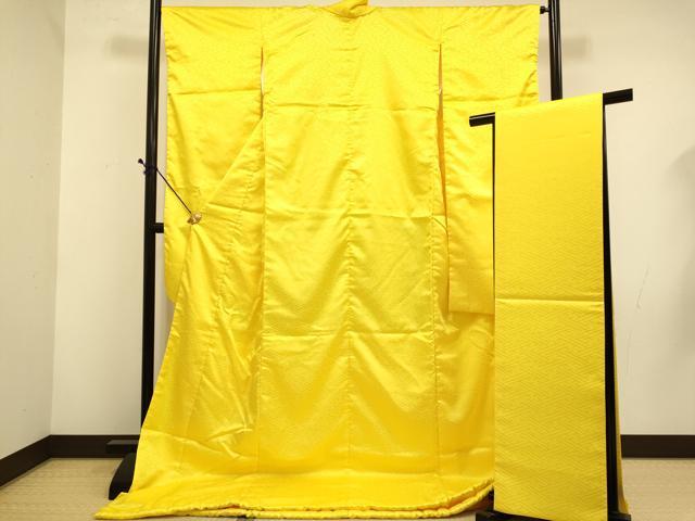 平和屋本店●掛下・帯セット 打掛 和装 婚礼 花嫁 結婚式 神社挙式 紗綾形地紋 向日葵色 DABD6244du