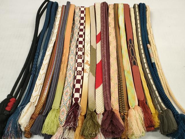 平和屋着物●和装小物 帯締め20本セット あわじ玉 小田巻 高麗組 笹浪組 唐組 冠組 大和組 変わり貝ノ口組 金糸 逸品 DABD8314zzz