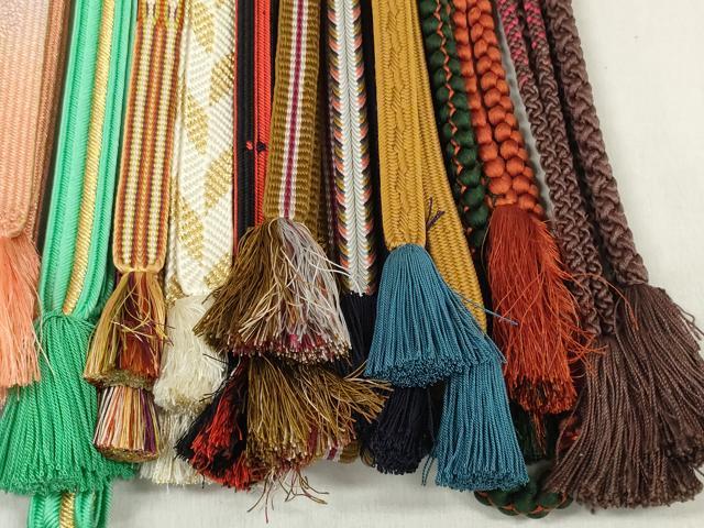 平和屋着物●和装小物 帯締め20本セット 飾り玉付き 高麗組 笹浪組 唐組 丸源氏組 変わり貝ノ口組 金銀糸 逸品 DABD8319zzz