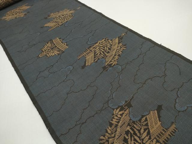 平和屋着物●本場大島紬 反物 着尺 7マルキ 古代染色純泥染 雲重ね風景文 重村正巳作 証紙付き 逸品 未使用 DABD8529zzz