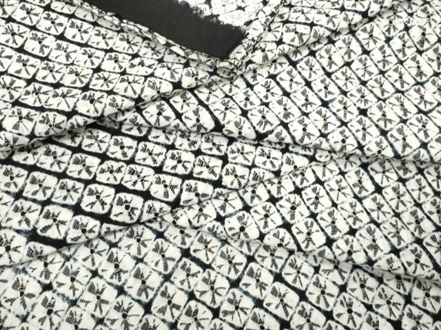 平和屋着物*夏物 有松鳴海絞り 浴衣 反物 着尺 蜘蛛絞り 白×黒 綿 逸品 未使用 DABD8789zzz