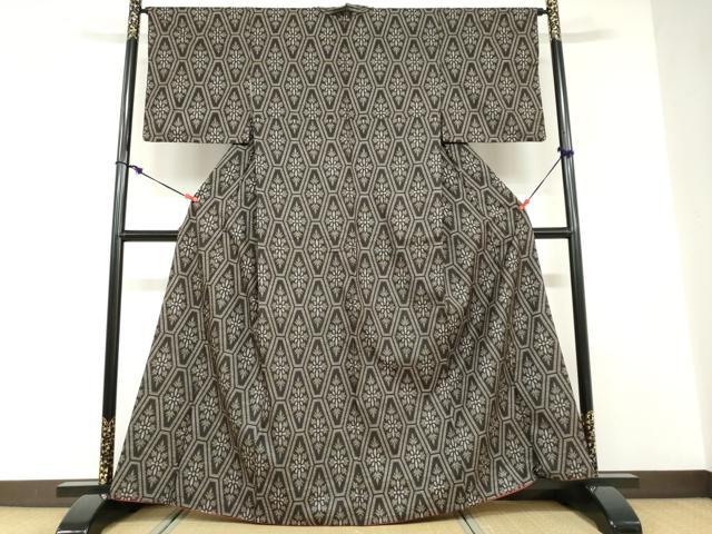 平和屋着物●本場大島紬 7マルキ 花菱文 正絹 逸品 DABD9158ud