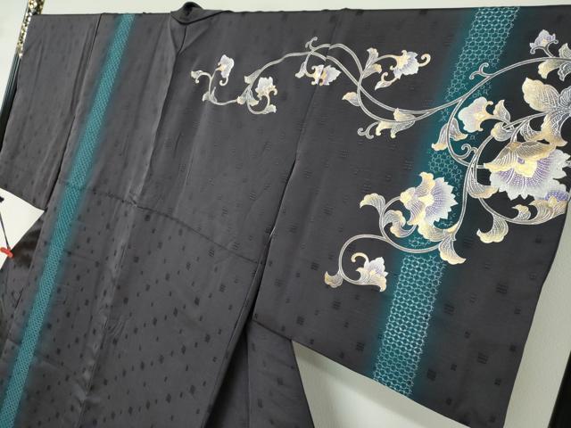 平和屋着物●金彩友禅 卓越技能者・名工・和田光正 中国三大刺繍 スワトウ刺繍 汕頭刺繍 訪問着 花織 紬地 花唐草文 金彩 DABD9307ud