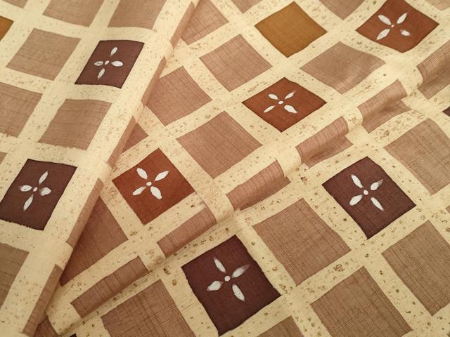 平和屋着物●上質な小紋 紬地 ろうけつ染め 格子花文 正絹 逸品 DABD9369ud