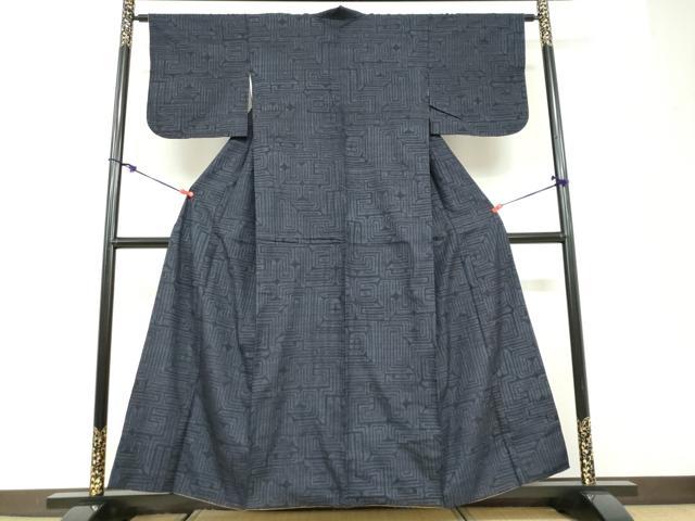 平和屋着物●本場結城紬 重要無形文化財 80亀甲 幾何学文様 正絹 逸品 DABD9789ud