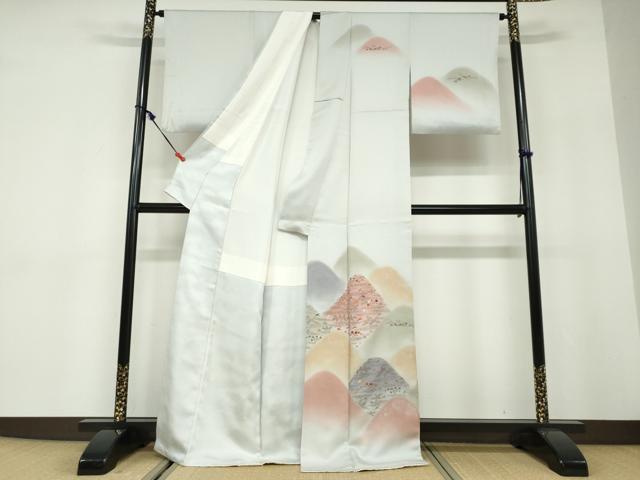 平和屋着物●訪問着 刺繍 遠山飛鶴草花文 暈し染め 金彩 正絹 逸品 DABD9878ud